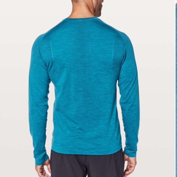 Lululemon Metal Vent Tech Long Sleeve in Poseidon / Amalfi Blue - Picture 3 of 10